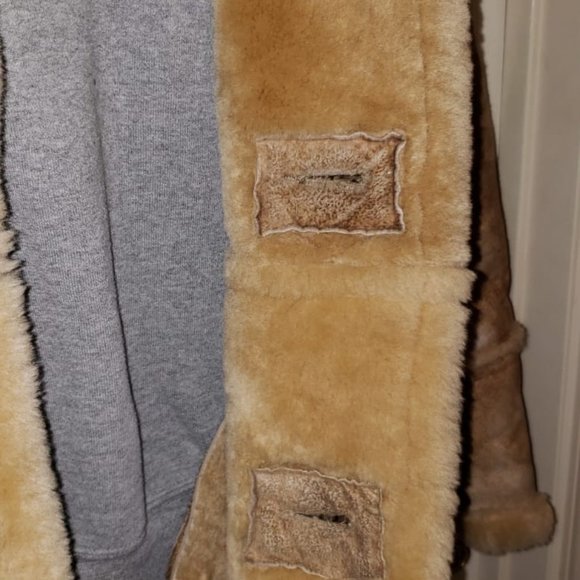 Vintage Genuine Shearling Sheepskin winter coat - Picture 5 of 8